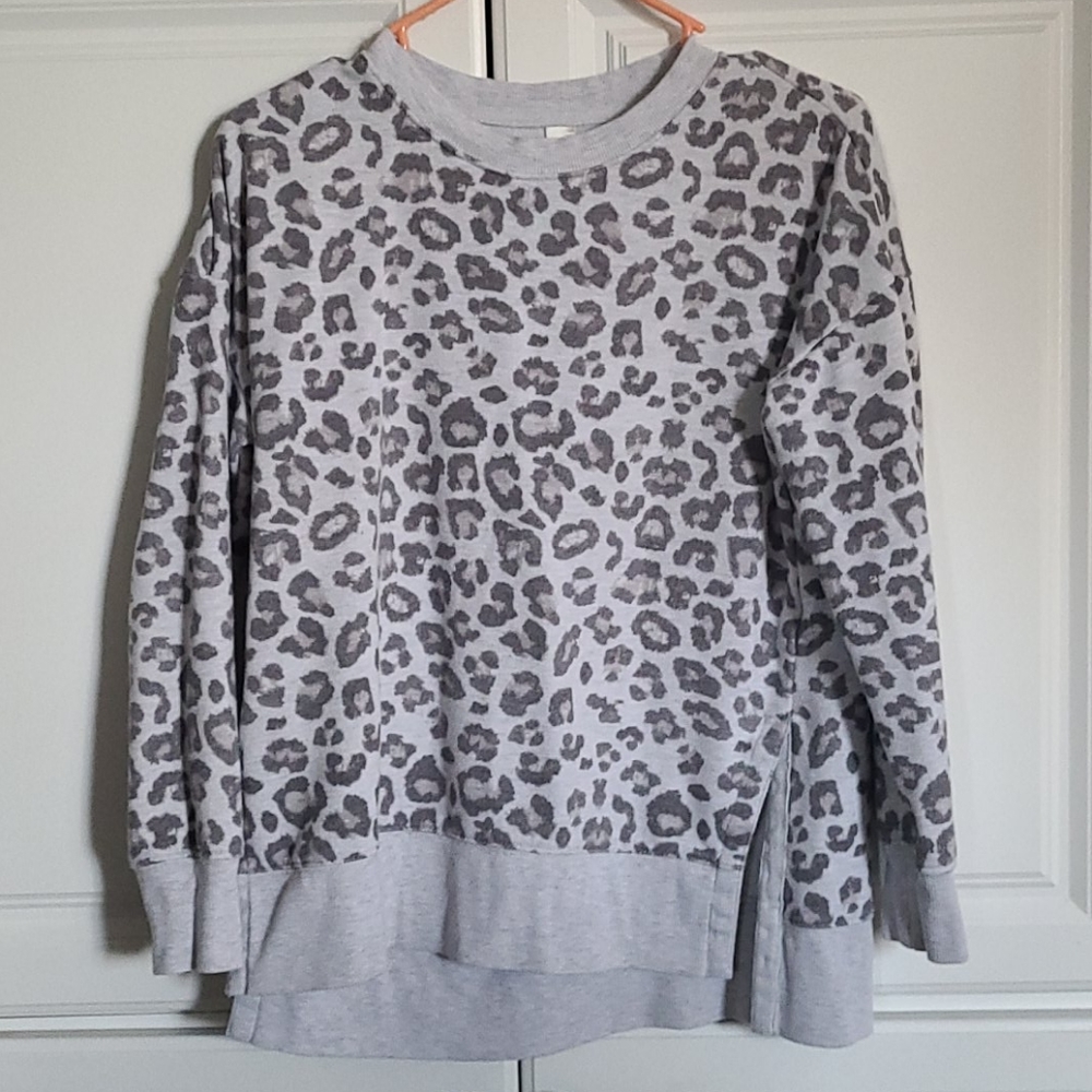 Green Tea leopard print sweat shirt